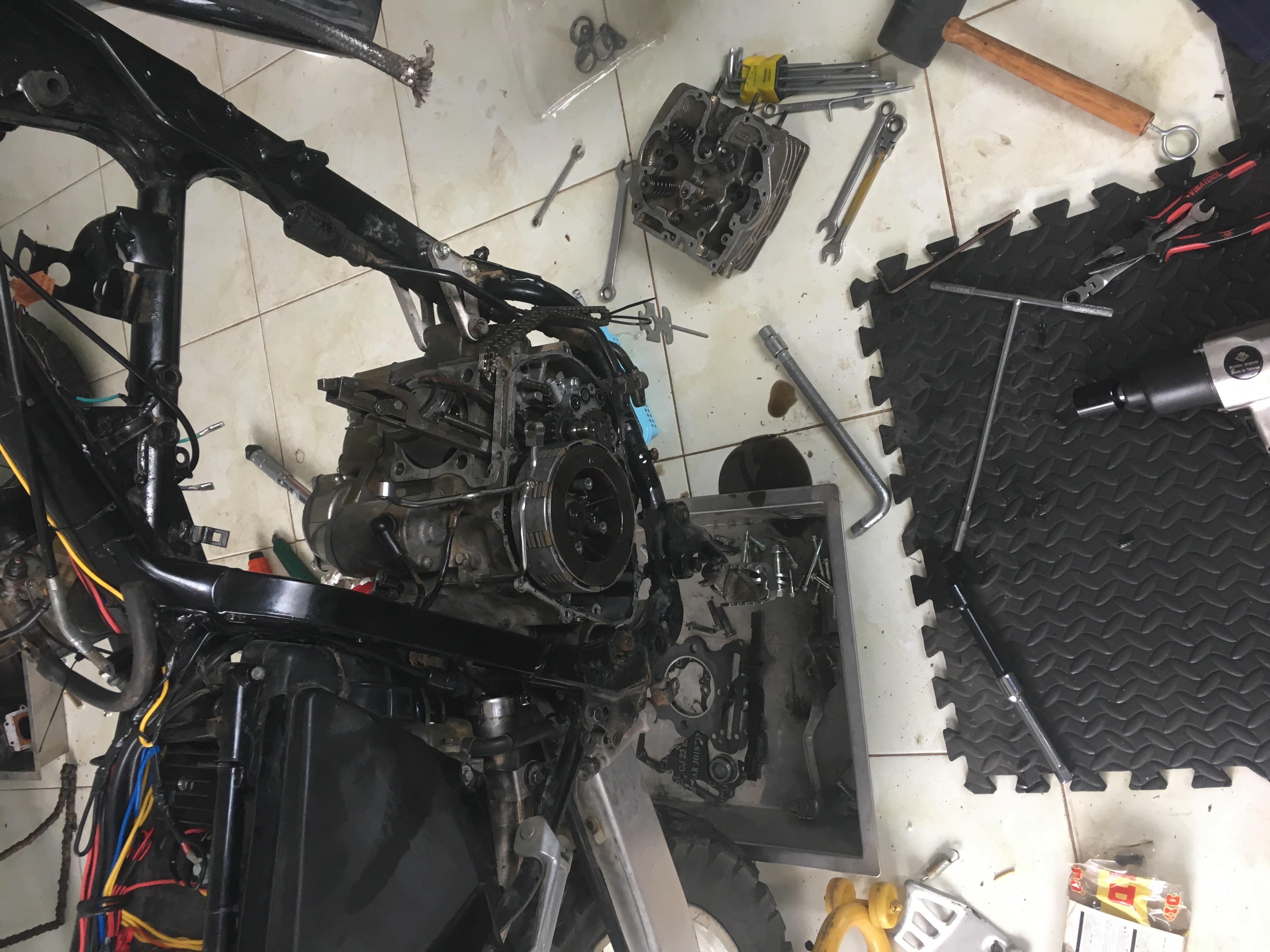 An open engine.